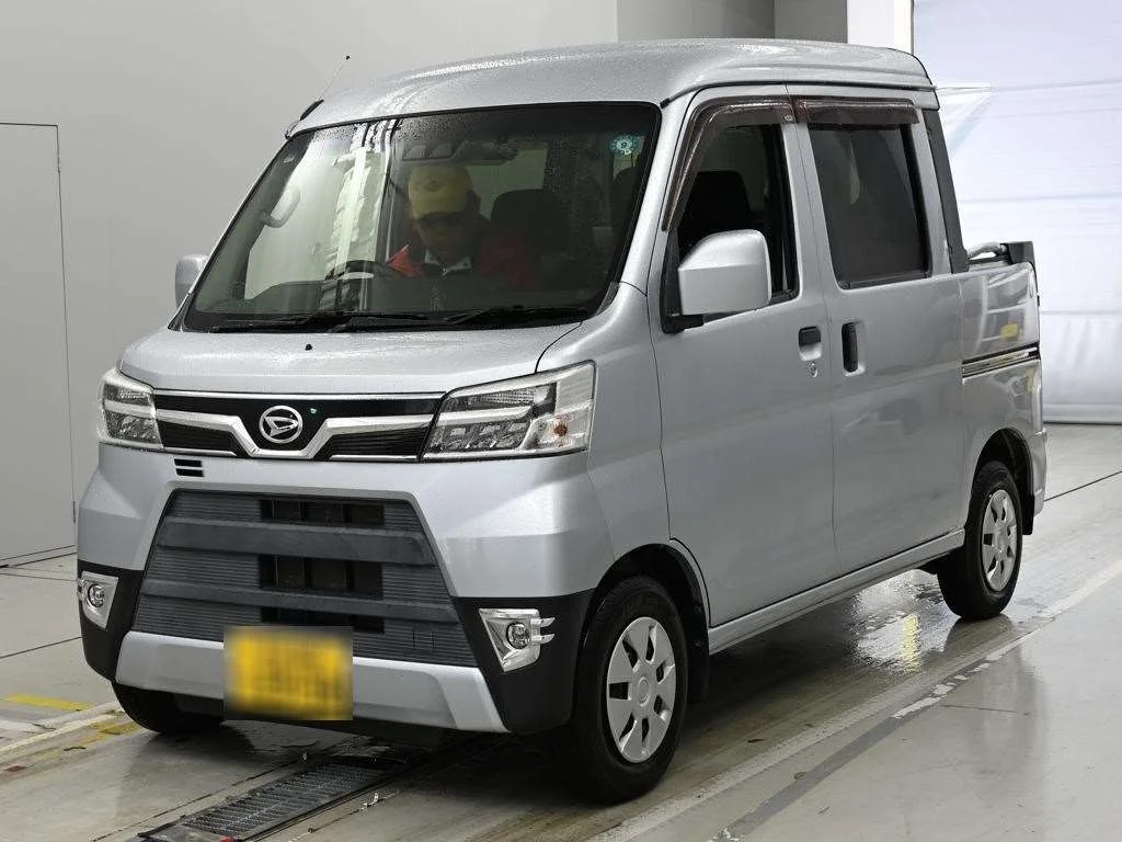 Daihatsu Hijet Cargo S331W 2018